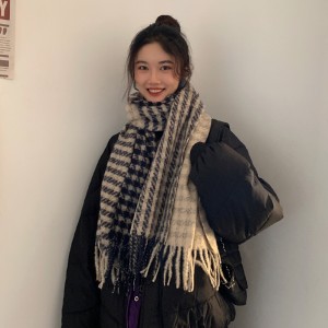 围巾女双面韩国2022新款百搭加厚保暖披肩秋冬季学生披肩围脖