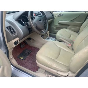 飞度 2004款 三厢 1.3L CVT